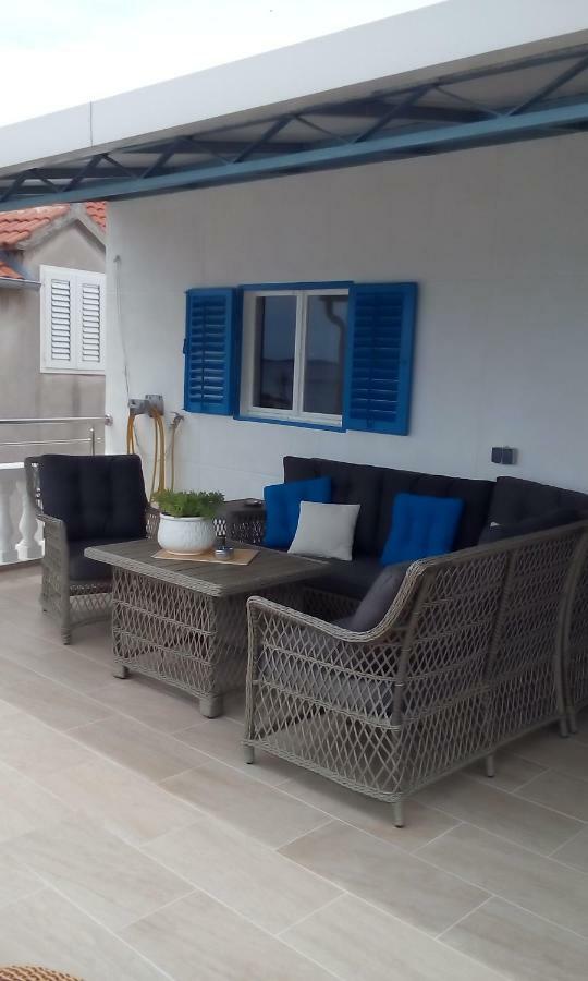Apartman Zana Vodice Exterior foto